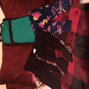 CAPRIS LOT WOMEN'S small sassy leopard 🐆 bra tank top